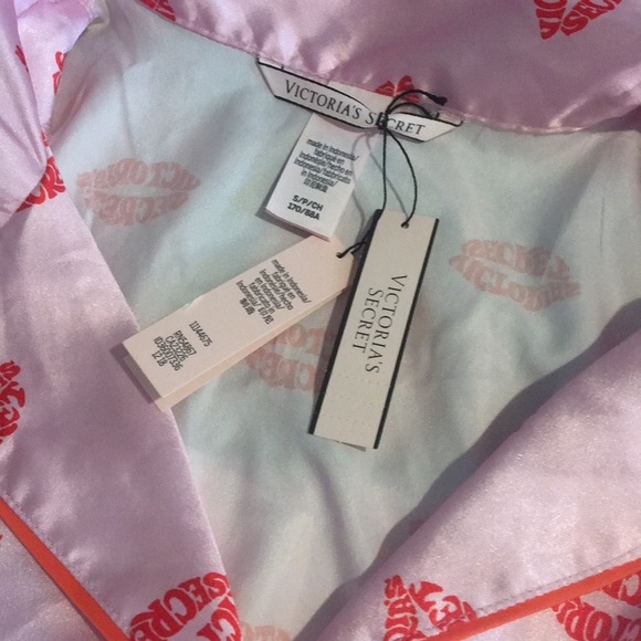 Victoria’s Secret Satin Pajama Top - Picture 3 of 4
